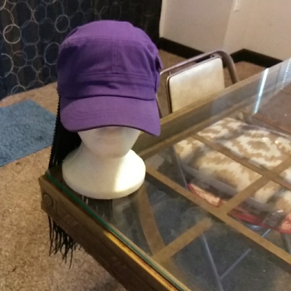 Hat - Picture 2 of 3